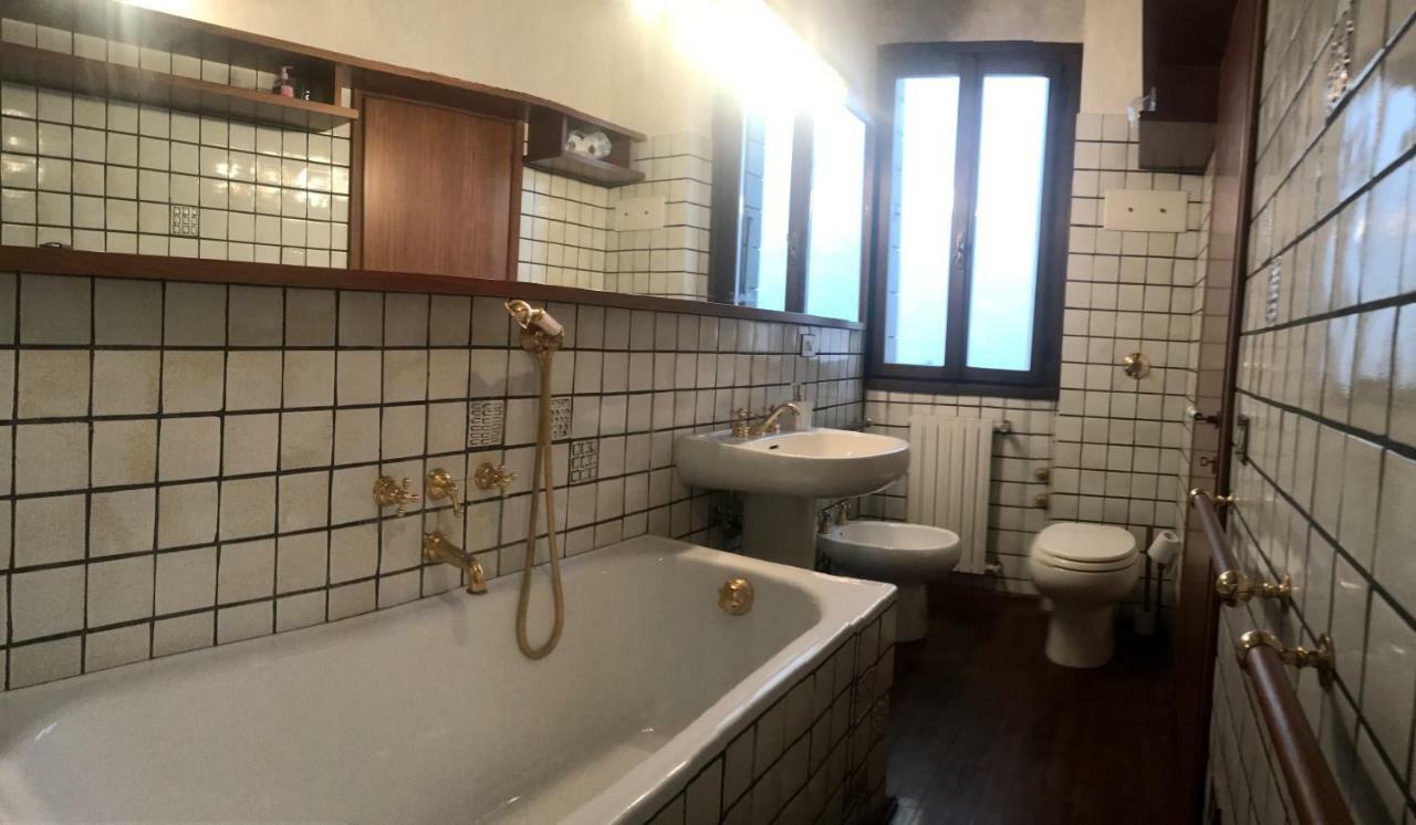 Palazzo Grassi And Accademia Bridge Superb House Apartment Венеция Екстериор снимка