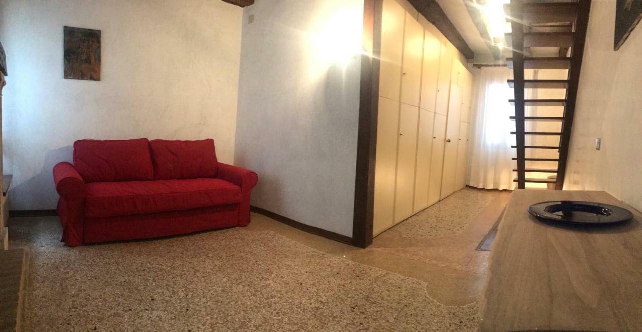 Palazzo Grassi And Accademia Bridge Superb House Apartment Венеция Екстериор снимка